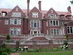 THIS is Glensheen Mansion. . . or as much as I could fit in the frame, anyway.  It was finished in 1908 after five years of labor.  Mr. Congdon died just 8 years later.  The last living occupant and daughter of the Congdons was mysteriously murdered along with her nurse in her bedroom, but no one was ever arrested.  They do not discuss this on the tour out of respect for the family's wishes, but you can read about it elsewhere.