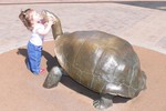 Sammi saw fit to give a little kiss to her new friend.